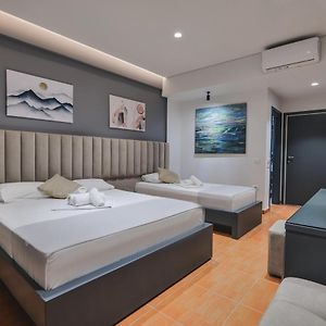 Hotel Alpha